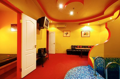 Оздоровчий комплекс «Леон» відгуки, лазня/сауна Київ Дніпровський район М. Лівобережна, вул. Комбінатна, 6, фото, адреса з картою проїзду.