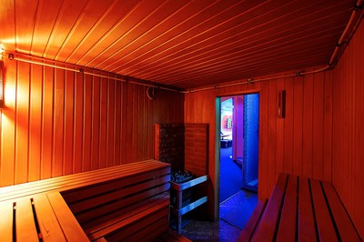 Оздоровчий комплекс «Леон» відгуки, лазня/сауна Київ Дніпровський район М. Лівобережна, вул. Комбінатна, 6, фото, адреса з картою проїзду.