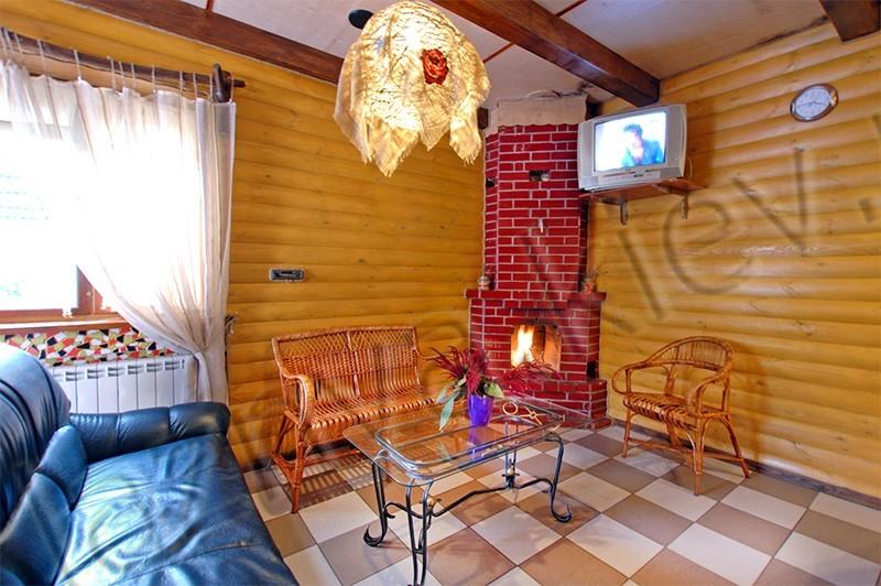 Баня на Маяковского відгуки, лазня/сауна Киев Деснянский район село Троещина, ул.Маяковского, 14, фото, адреса з картою проїзду.