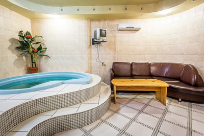 Сауна, лазня Сауна «Жара», Киев відгуки, фото, адреса - laznya.kiev.ua Сауна «Жара» відгуки, лазня/сауна Киев Дарницкий район бул. Дарницкий, 5, фото, адреса з картою проїзду.