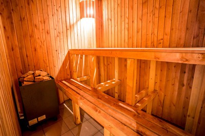 Сауна, лазня Сауна «Жара», Киев відгуки, фото, адреса - laznya.kiev.ua Сауна «Жара» відгуки, лазня/сауна Киев Дарницкий район бул. Дарницкий, 5, фото, адреса з картою проїзду.