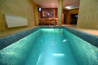 Сауна, лазня Сауна «Жара», Киев відгуки, фото, адреса - laznya.kiev.ua Сауна «Жара» відгуки, лазня/сауна Киев Дарницкий район бул. Дарницкий, 5, фото, адреса з картою проїзду.