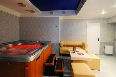 Комплекс саун «Софіївський Посад» відгуки, лазня/сауна Софіївська Борщагівка  район Софіївська Борщагівка, вул. Київська 81/2, фото, адреса з картою проїзду.