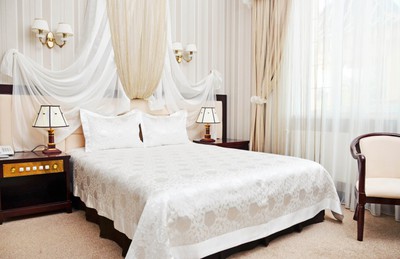 Комплекс саун «Софіївський Посад» відгуки, лазня/сауна Софіївська Борщагівка  район Софіївська Борщагівка, вул. Київська 81/2, фото, адреса з картою проїзду.