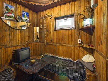 Баня на дровах «В гостях у бабушки» відгуки, лазня/сауна Киев Днепровский район 18-я Садовая улица, фото, адреса з картою проїзду.