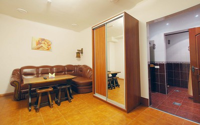 Сауна на пр. Свободы відгуки, лазня/сауна Киев Подольский район пр-т Свободы, 26-Б, фото, адреса з картою проїзду.