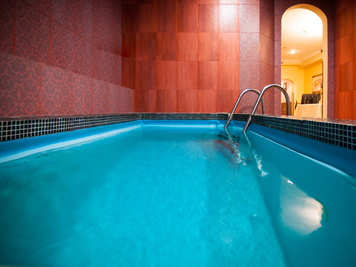 Семейная баня на Оболони відгуки, лазня/сауна Киев Оболонский район ул. Владимира Ивасюка, 65, фото, адреса з картою проїзду.