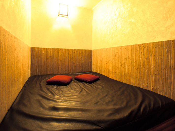 Семейная баня на Оболони відгуки, лазня/сауна Киев Оболонский район ул. Владимира Ивасюка, 65, фото, адреса з картою проїзду.