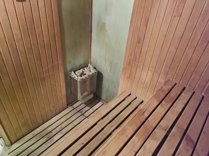 Сауна Лісова відгуки, лазня/сауна Київ Деснянський район вул. Братиславська, 14-Б, фото, адреса з картою проїзду.