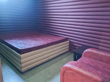 Сауна Лісова відгуки, лазня/сауна Київ Деснянський район вул. Братиславська, 14-Б, фото, адреса з картою проїзду.