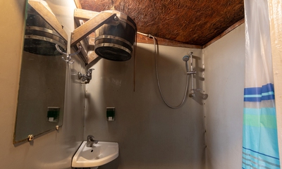 Баня на дровах «Изумрудная» відгуки, лазня/сауна Киев Оболонский район ул. Приречная, 32 (на берегу Днепра), фото, адреса з картою проїзду.