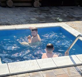 «БАНЕЧКА» на дровах у Гатному. відгуки, лазня/сауна Київ Голосіївський район Гатне вул. Юнацька, фото, адреса з картою проїзду.