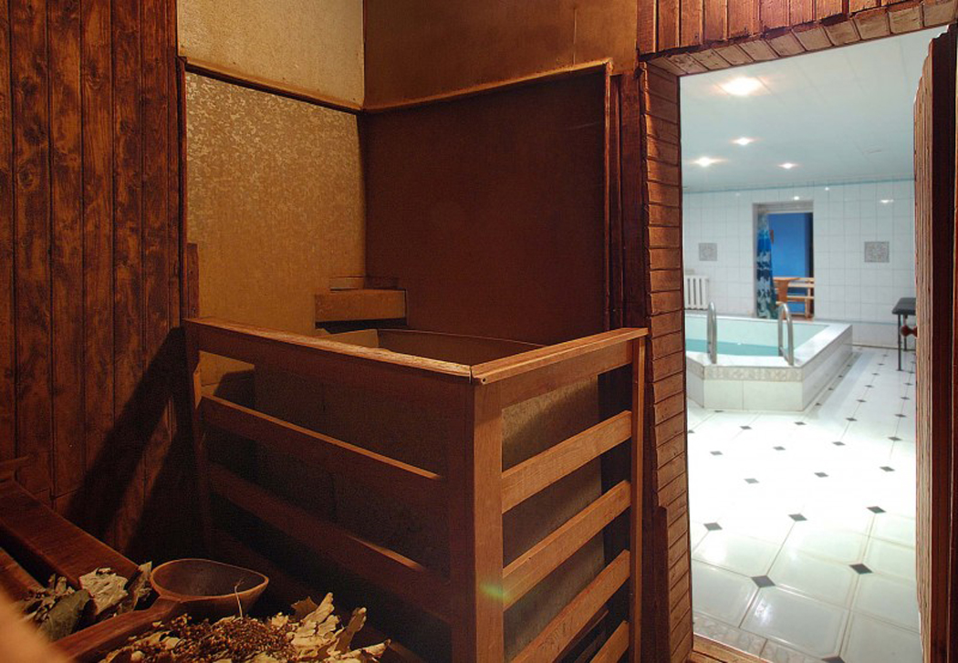 Баня на Ледовом відгуки, лазня/сауна Киев Голосеевский район просп. Глушкова, 9, фото, адреса з картою проїзду.