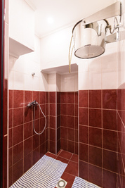 Закарпатська колиба відгуки, лазня/сауна Київ Шевченківський район ул. Богдана Гаврилишина 12/16, вхід із ресторану, фото, адреса з картою проїзду.