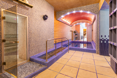 «Banya Club» банный комплекс с рестораном відгуки, лазня/сауна Киев Святошинский район ул. Максима Железняка, 3, фото, адреса з картою проїзду.