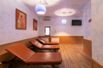 «Banya Club» банный комплекс с рестораном відгуки, лазня/сауна Киев Святошинский район ул. Максима Железняка, 3, фото, адреса з картою проїзду.