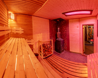 «Banya Club» банный комплекс с рестораном відгуки, лазня/сауна Киев Святошинский район ул. Максима Железняка, 3, фото, адреса з картою проїзду.