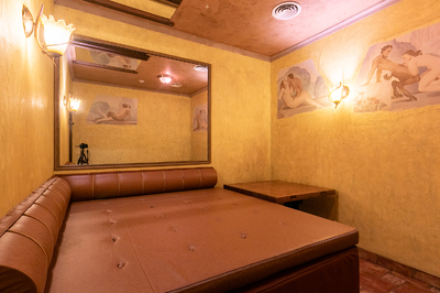 «Banya Club» банный комплекс с рестораном відгуки, лазня/сауна Киев Святошинский район ул. Максима Железняка, 3, фото, адреса з картою проїзду.