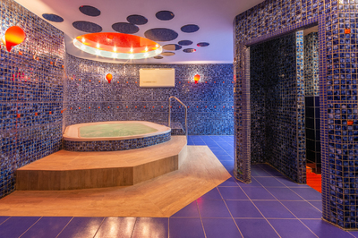 «Banya Club» банный комплекс с рестораном відгуки, лазня/сауна Киев Святошинский район ул. Максима Железняка, 3, фото, адреса з картою проїзду.