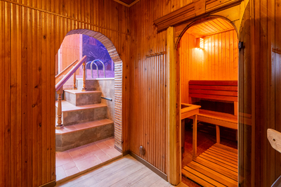 «Banya Club» банный комплекс с рестораном відгуки, лазня/сауна Киев Святошинский район ул. Максима Железняка, 3, фото, адреса з картою проїзду.