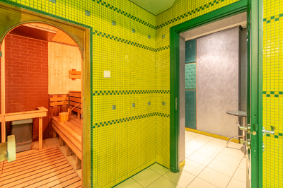 «Banya Club» банный комплекс с рестораном відгуки, лазня/сауна Киев Святошинский район ул. Максима Железняка, 3, фото, адреса з картою проїзду.