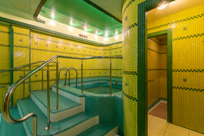 «Banya Club» банный комплекс с рестораном відгуки, лазня/сауна Киев Святошинский район ул. Максима Железняка, 3, фото, адреса з картою проїзду.