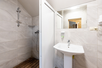 Баня на дровах «Пятница» у воды відгуки, лазня/сауна Киев Оболонский район Ул. Приречная, 37, фото, адреса з картою проїзду.