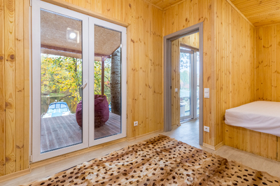 Сауна, лазня Баня «ВИП на ДНЕПРЕ», Киев відгуки, фото, адреса - laznya.kiev.ua Баня «ВИП на ДНЕПРЕ» відгуки, лазня/сауна Киев Днепровский район Гидропарк 800м от Веницианского моста, фото, адреса з картою проїзду.