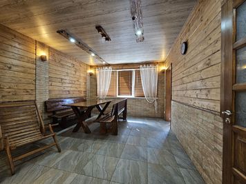 «У Очага» відгуки, лазня/сауна Киев Деснянский район с. Троещина, ул. Свято-Троицкая, 11, фото, адреса з картою проїзду.