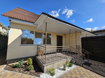 «У Очага» відгуки, лазня/сауна Киев Деснянский район с. Троещина, ул. Свято-Троицкая, 11, фото, адреса з картою проїзду.