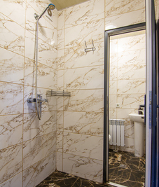 Лазня на дровах «Лагуна» біля води відгуки, лазня/сауна Київ Оболонський район Вулиця Прирічна, 32, фото, адреса з картою проїзду.