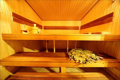 Бани «Партизан» відгуки, лазня/сауна Киев Оболонский район с. Романков, ул. Лесная, 7-Б (12 км Новообуховской трассы), фото, адреса з картою проїзду.