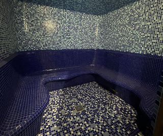 Дом с баней, бассейном, бильярдом «GOLDEN GATE» відгуки, лазня/сауна Новоселки  район ул. Оринина гора, 4а, Новоселки, Киевская область, фото, адреса з картою проїзду.