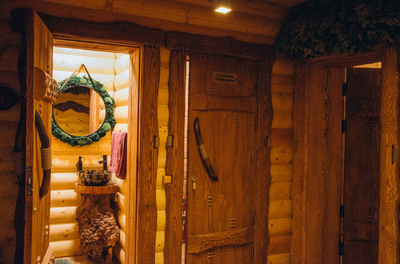 Банно-оздоровчий комплекс «Сосновий Бір» відгуки, лазня/сауна Київ Дарницький район вул. Лесна, 113, фото, адреса з картою проїзду.