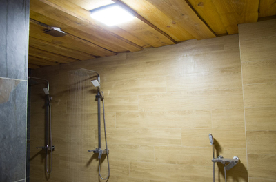 Банно-оздоровчий комплекс «Сосновий Бір» відгуки, лазня/сауна Київ Дарницький район вул. Лесна, 113, фото, адреса з картою проїзду.