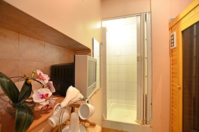 Сауна на Северной, 3 відгуки, лазня/сауна Киев Оболонский район ул. Северная, 3, фото, адреса з картою проїзду.