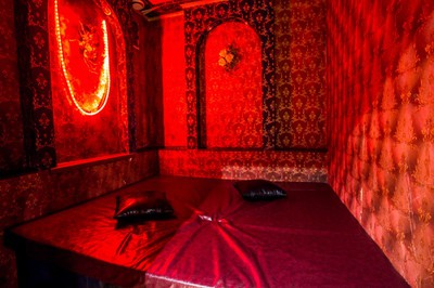 Сауна «Диамант» на Ереванской відгуки, лазня/сауна Киев Соломенский район ул. Ереванская, 31/1, фото, адреса з картою проїзду.