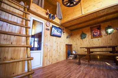 Сауна, лазня Баня на дровах на озере Радужном, Киев відгуки, фото, адреса - laznya.kiev.ua Баня на дровах на озере Радужном відгуки, лазня/сауна Киев Днепровский район ул. Марка Черемшины, 85, фото, адреса з картою проїзду.