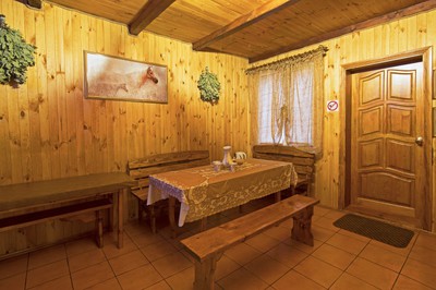 Сауна, лазня Баня на дровах на озере Радужном, Киев відгуки, фото, адреса - laznya.kiev.ua Баня на дровах на озере Радужном відгуки, лазня/сауна Киев Днепровский район ул. Марка Черемшины, 85, фото, адреса з картою проїзду.