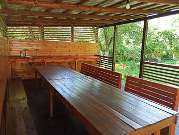 Сауна, лазня Баня під горіхом, Київ відгуки, фото, адреса - laznya.kiev.ua Баня під горіхом відгуки, лазня/сауна Київ Дарницький район дачний масив Садова 191, ділянка 40 (5 хв. від ст.м. Славутич або Осокорки), фото, адреса з картою проїзду.