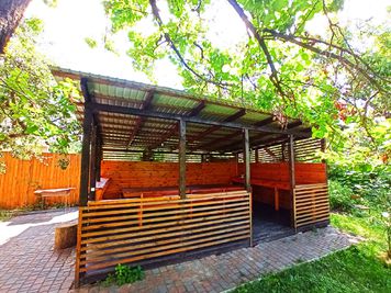 Сауна, лазня Баня під горіхом, Київ відгуки, фото, адреса - laznya.kiev.ua Баня під горіхом відгуки, лазня/сауна Київ Дарницький район дачний масив Садова 191, ділянка 40 (5 хв. від ст.м. Славутич або Осокорки), фото, адреса з картою проїзду.