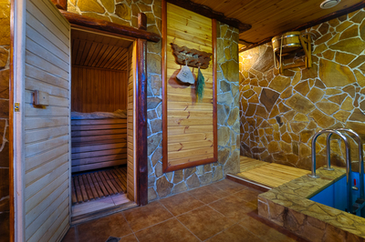 Баня ”TEPLA” відгуки, лазня/сауна Киев Деснянский район ул. Сергія Котенка, 20 (с. Троещина), фото, адреса з картою проїзду.