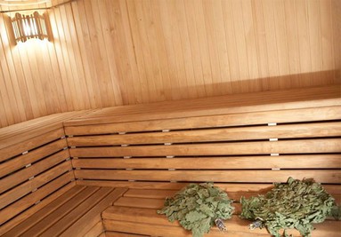 Банно-развлекательный комплекс с профессиональным караоке Travel Club №1 в Киеве відгуки, лазня/сауна Киев Днепровский район просп. Соборности, 15, фото, адреса з картою проїзду.