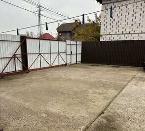 Банный комплекс «ЯРОСЛАВСКИЕ БАНИ» відгуки, лазня/сауна Киев Днепровский район ул. Садовая 206, дом 14 (заезд с проспекта Генерала Ватутина возле ТРЦ «СКАЙМОЛ» и нового моста, со стороны Подола), фото, адреса з картою проїзду.