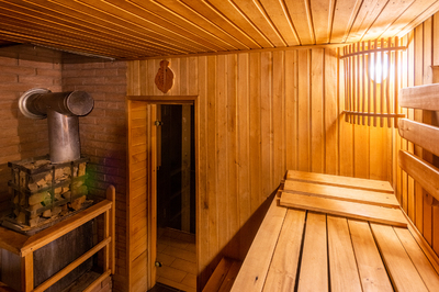 Баня с апартаментами «У Елены». Дом посуточно відгуки, лазня/сауна Борисполь  район г. Борисполь, ул. Старокиевская 44 ( Ватутина), фото, адреса з картою проїзду.