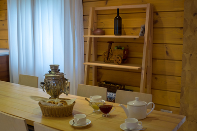 Банно-оздоровчий комплекс «Трипільське сонце» відгуки, лазня/сауна Підгірці  район Київська обл., 27 км Обухівської траси, с. Підгірці, навпроти Блакитного озера (10 км від Києва), фото, адреса з картою проїзду.