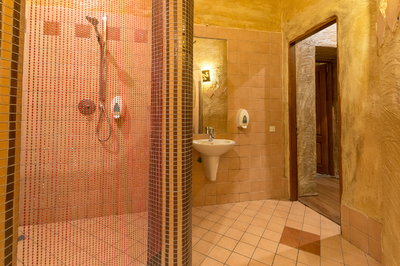 Сауна - Хамам «Майорі» відгуки, лазня/сауна Київ Печерський район вул. Хрещатик, 14, фото, адреса з картою проїзду.