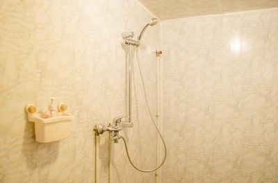 «ОЗЕРНЫЕ» Бани відгуки, лазня/сауна Киев Оболонский район Одесская трасса, с. Круглик, СТ Надия возле коттеджного городкаМаєток" (15 мин. езды от Одесской площади), фото, адреса з картою проїзду.